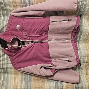 North Face Womens Denali Plumb/Pink Fleece Zip-Up Jacket